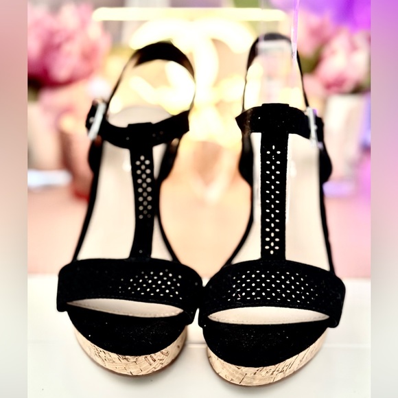 Cute Cork Wedges - Picture 4 of 4